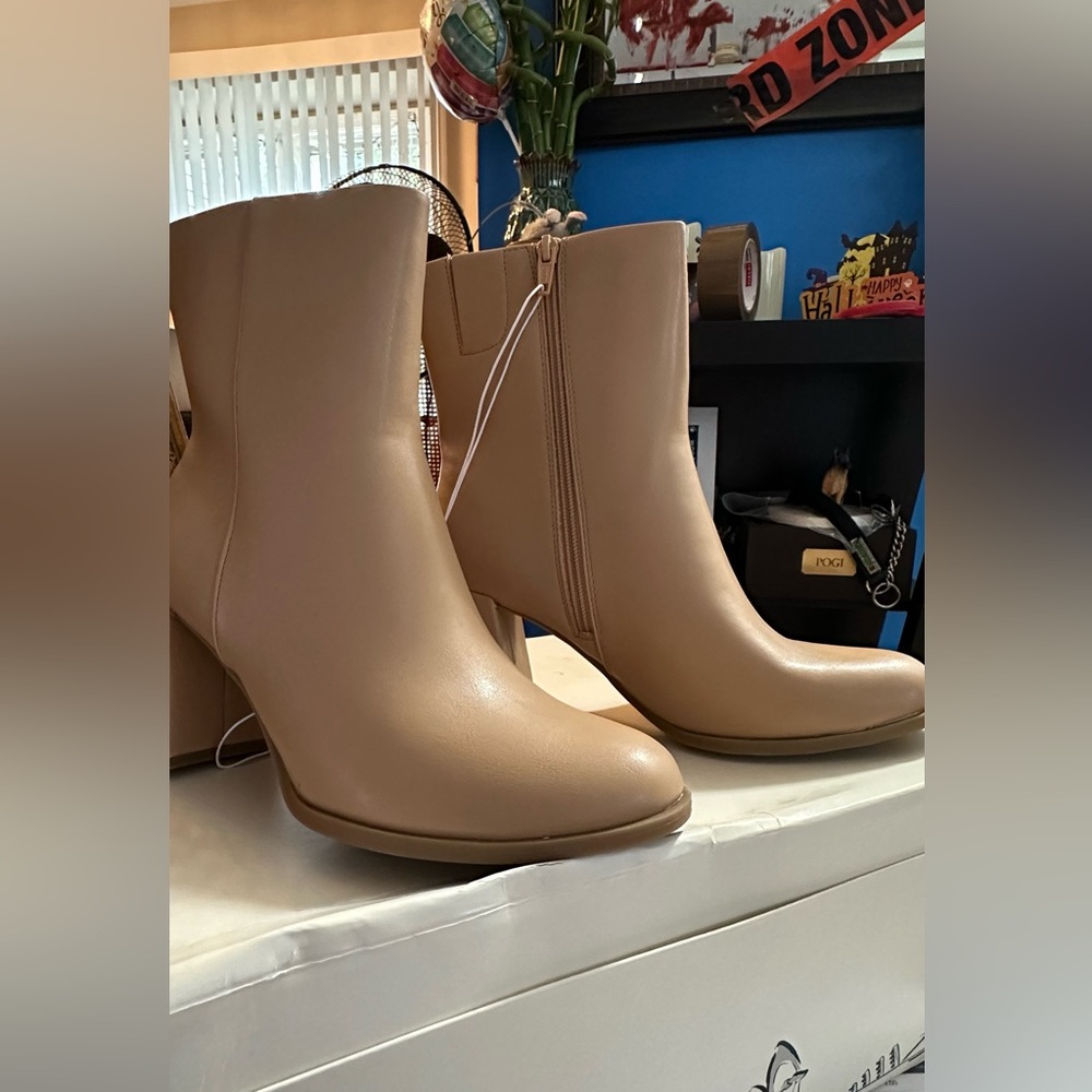 Tan Women’s boots New